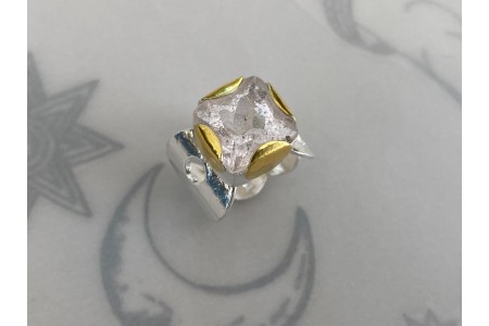 ANEL EFEITO VAZADO MORGANITA