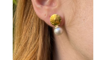 BRINCO DEVA PÉROLA REDONDA BRINCO DEVA PÉROLA REDONDA