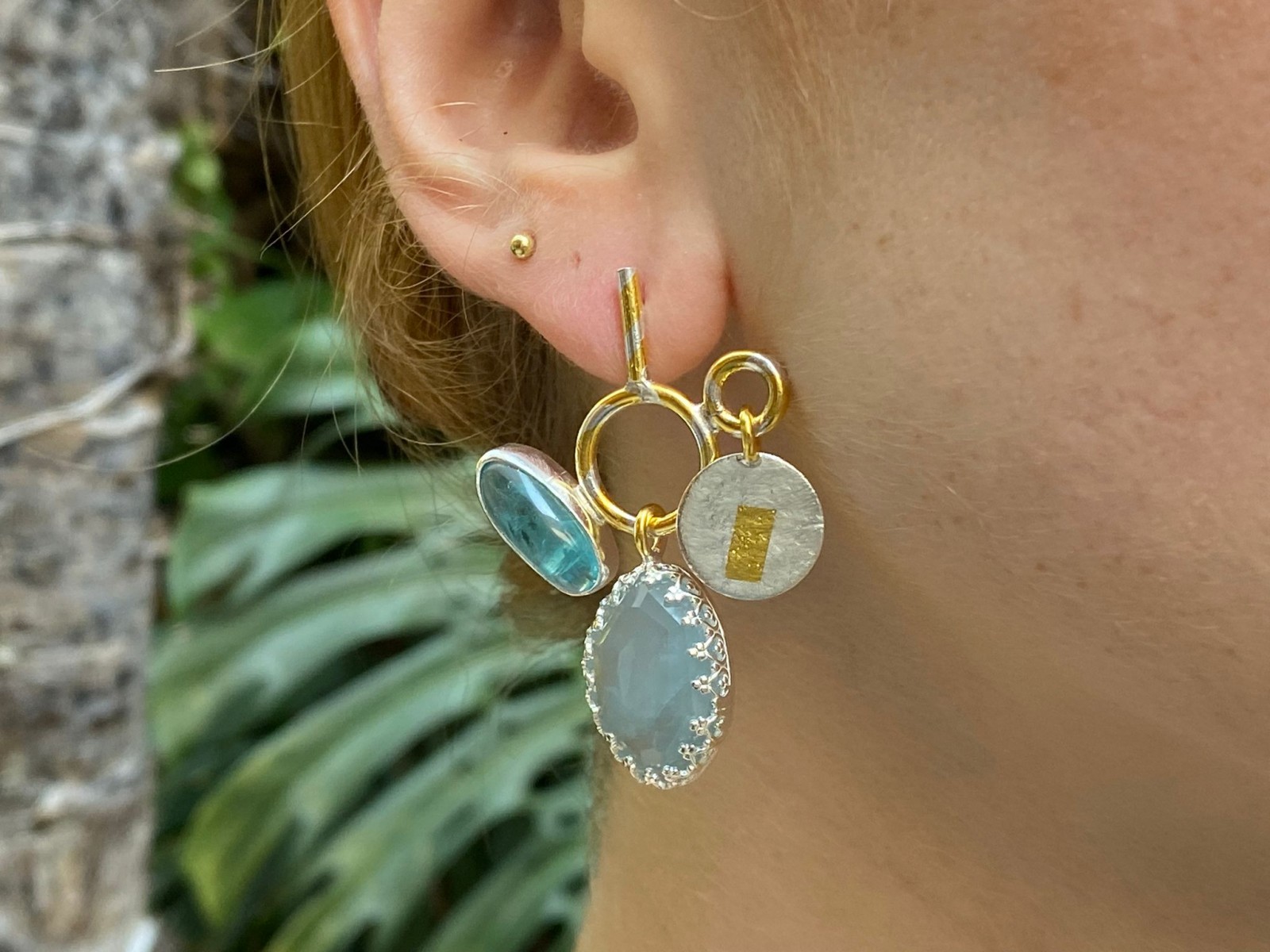 BRINCO KIRTAN COLORIDO TRIPLO BRINCO KIRTAN COLORIDO TRIPLO