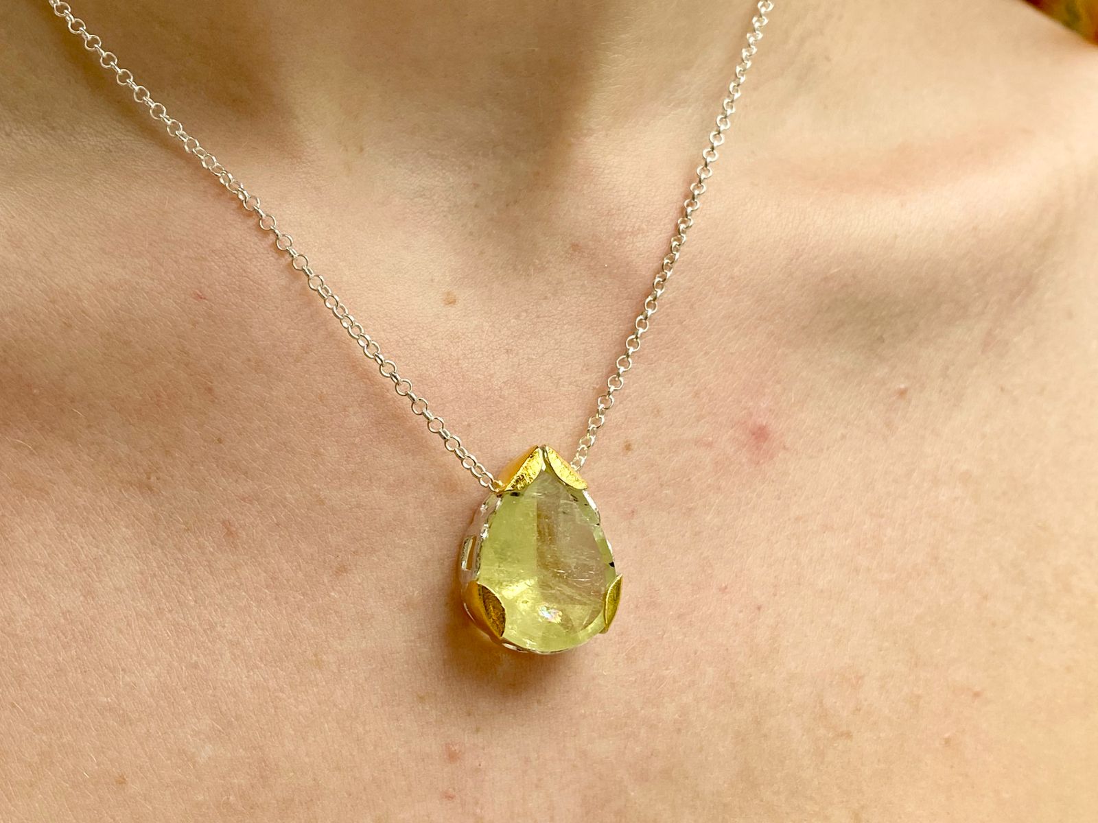 COLAR BERILO AMARELO GOTA COLAR BERILO AMARELO GOTA