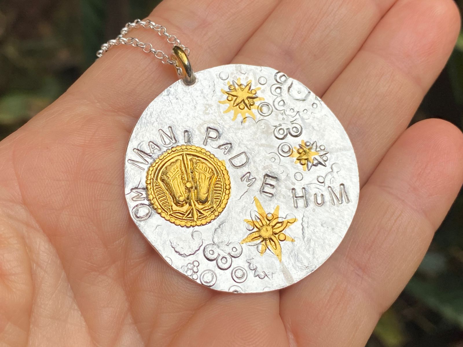 COLAR MANTRA RITUAIS 