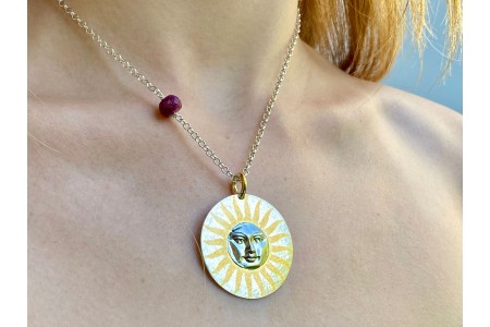 COLAR SURYA RUBI COLAR SURYA RUBI