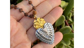 COLAR SUTRA PADMINI RUDRAKSHA GRANDE COLAR SUTRA PADMINI RUDRAKSHA GRANDE