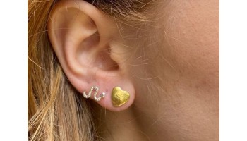 BRINCO ALÉM DO BEM E DO MAL BRINCO ALÉM DO BEM E DO MAL