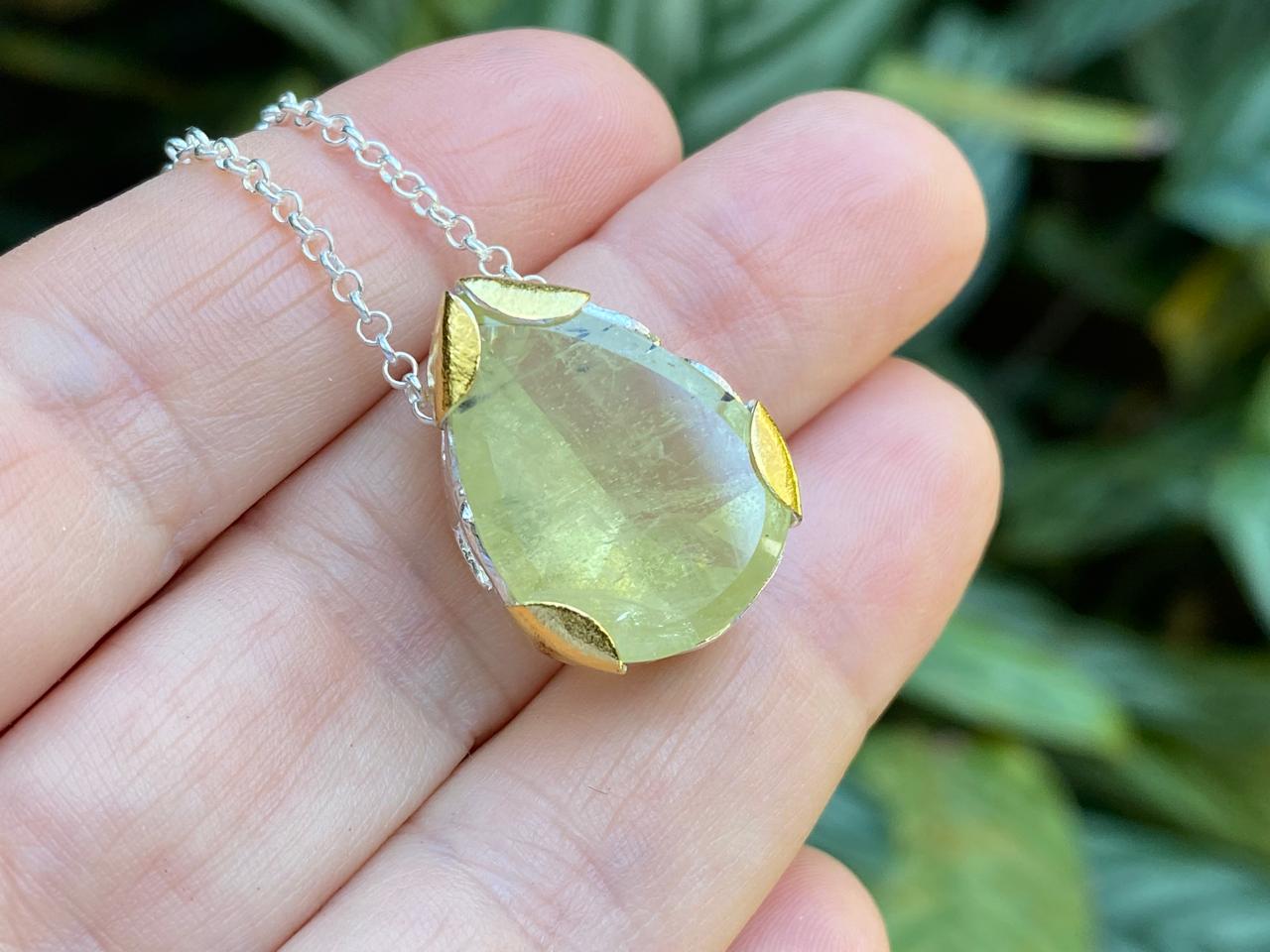 COLAR BERILO AMARELO GOTA