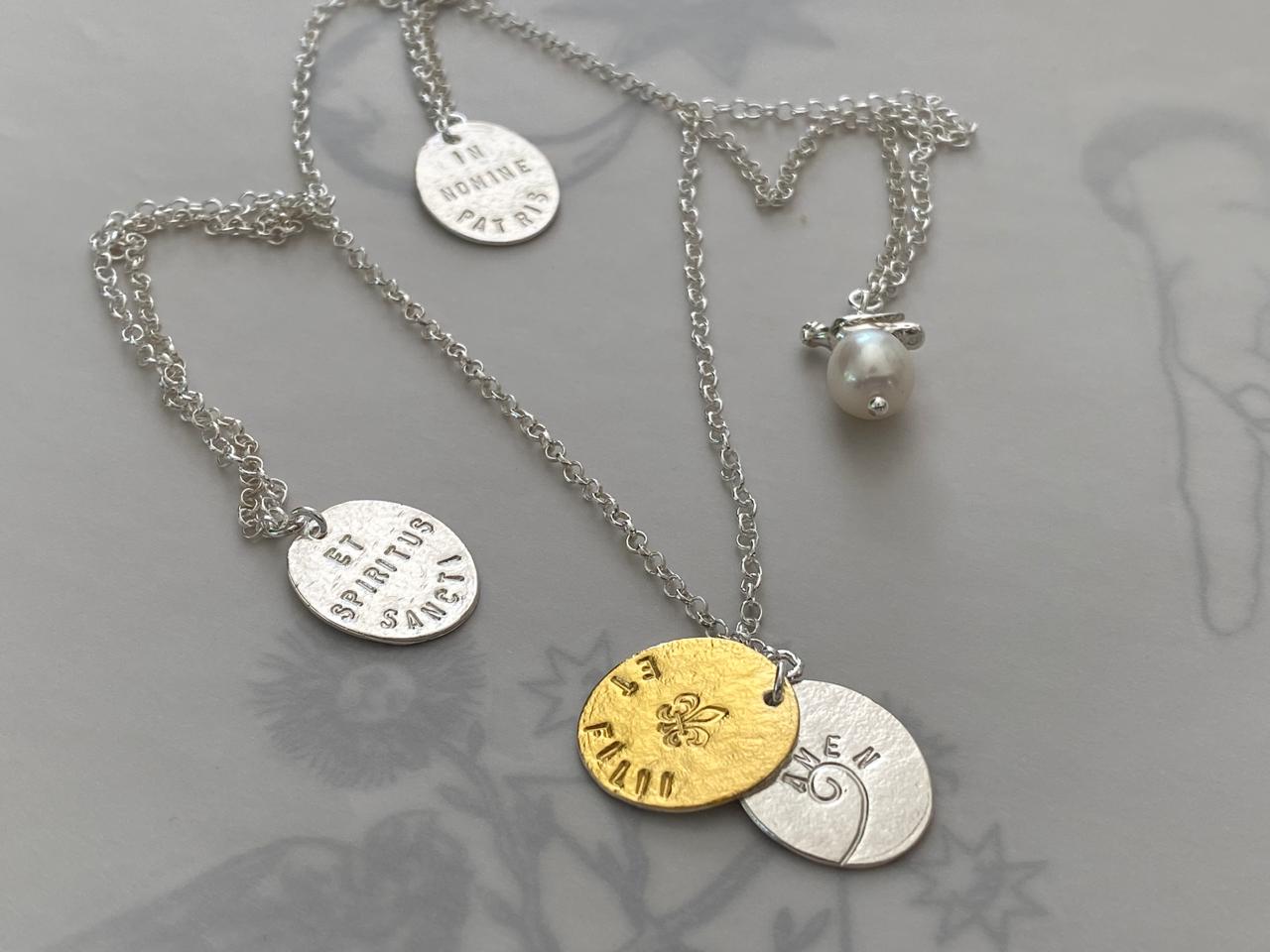 COLAR ESCAPULÁRIO IN NOMINE PATRIS